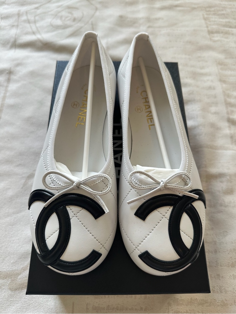 Chanel 26M coco beach Cambon ballet flats White color size 38
